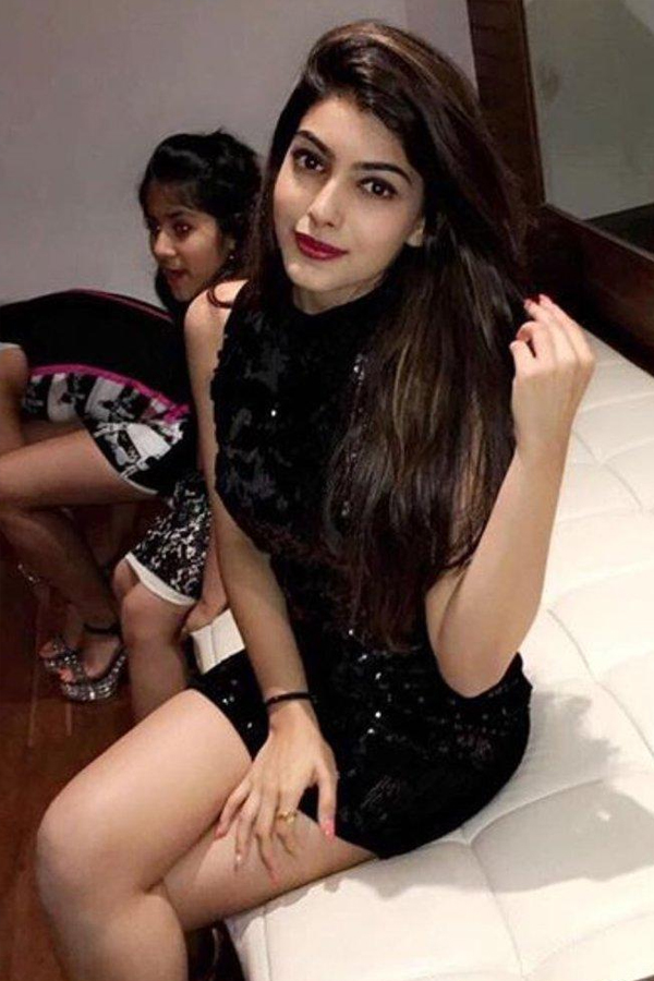 Sexy Call Girl in Andheri 